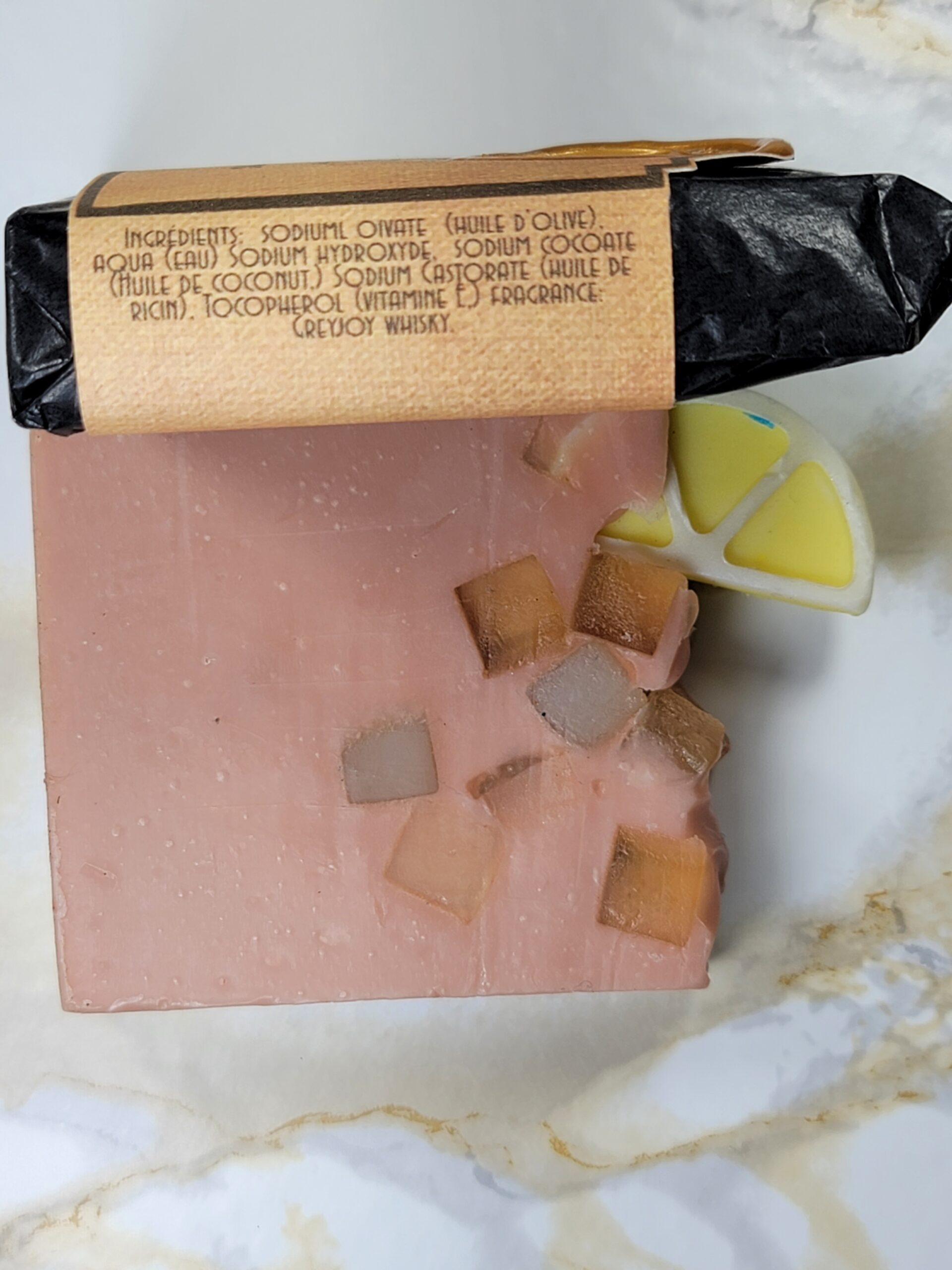 Savon naturel fait à la main Whisky – savon artisanal nourrissant et parfumé au whisky