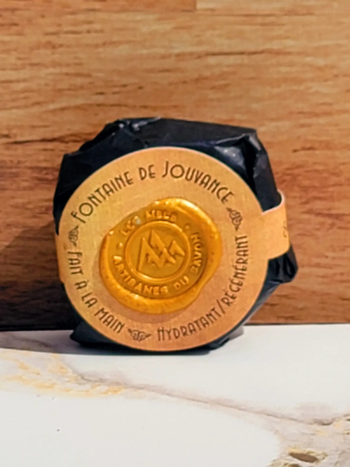 Savon naturel Fontaine de Jouvance fait à la main, hydratant et régénérant